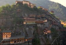 悬崖小镇 - 失眠拾光